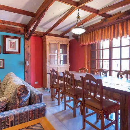 بيت للعطل Orotava House